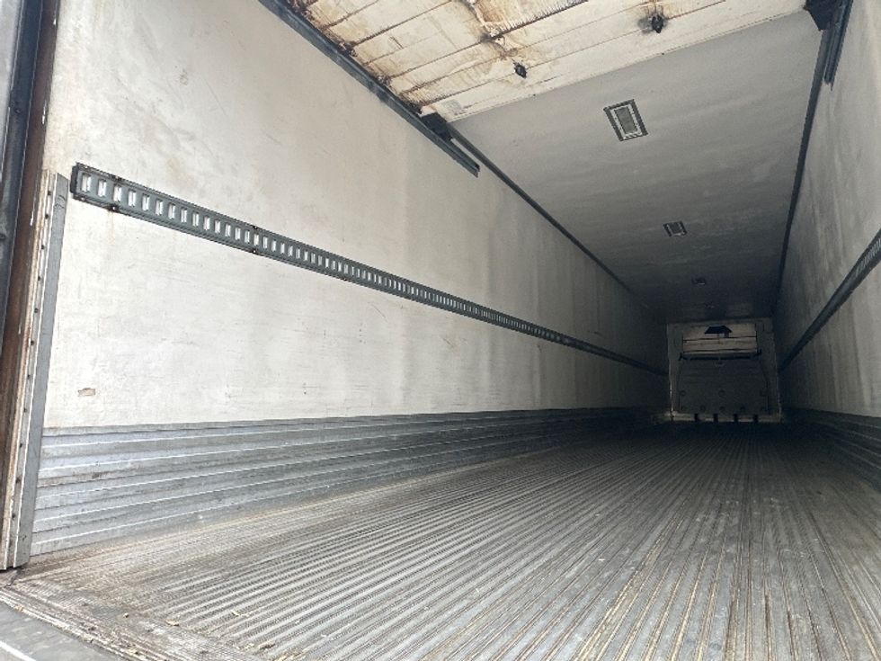Refrigerated Trailer-Semi Trailers-Utility-2016-Trailer-Atlanta-GA-515,267\n\t\tmiles-$ 20,750 - Image 8