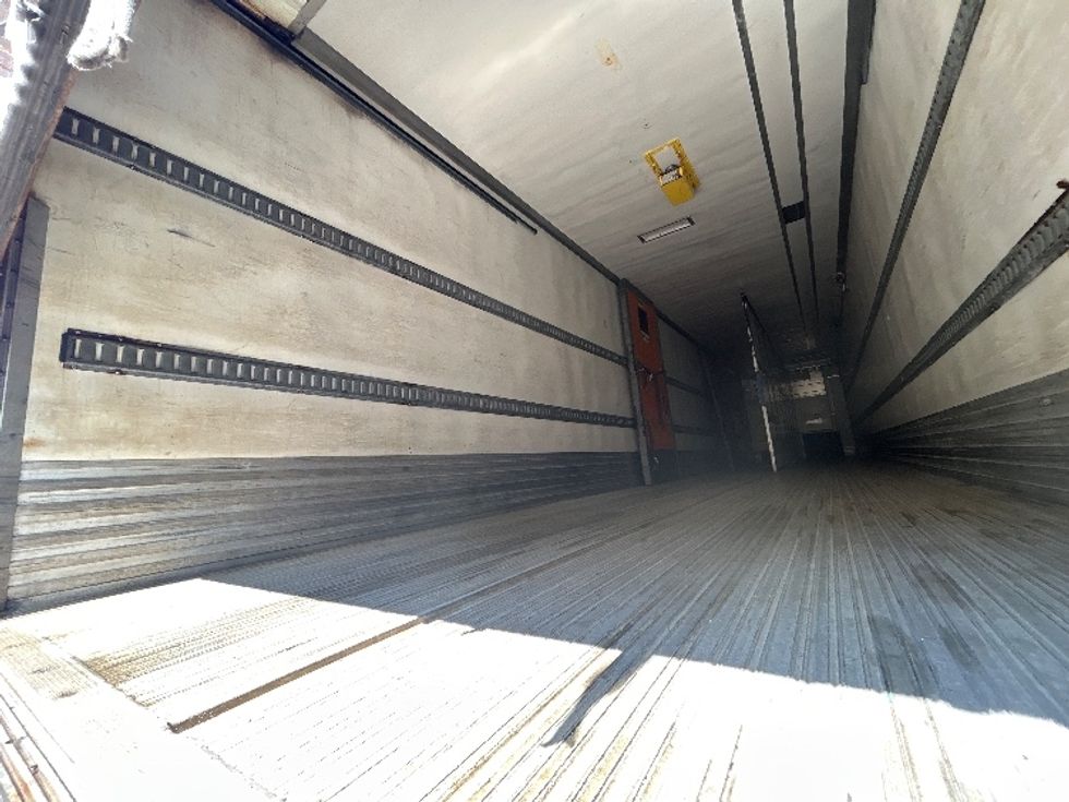 Refrigerated Trailer-Semi Trailers-Utility-2016-Trailer-Brooklyn Park-MN-448,052\n\t\tmiles-$ 19,750 - Image 9