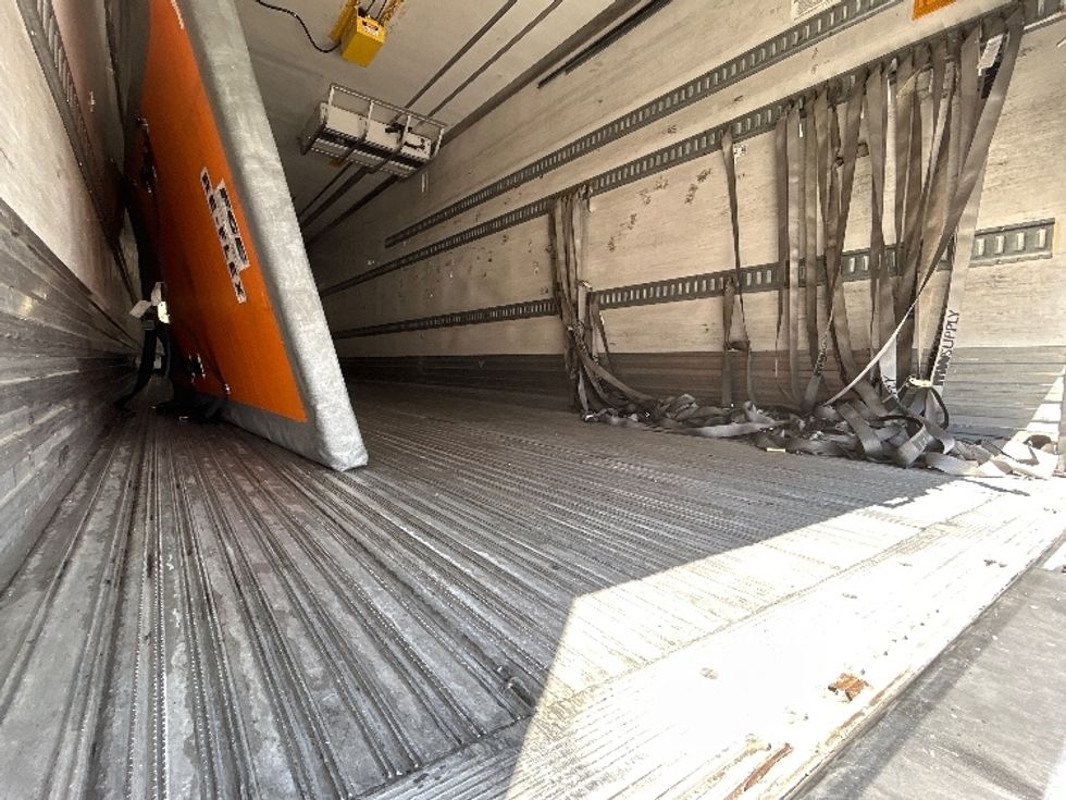 Refrigerated Trailer-Semi Trailers-Utility-2016-Trailer-Colorado Springs-CO-285,712\n\t\tmiles-$ 18,750 - Image 9