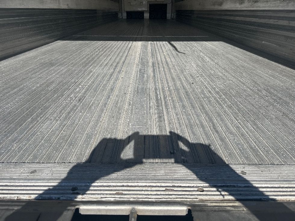 Refrigerated Trailer-Semi Trailers-Utility-2016-Trailer-Corona-CA-243,077\n\t\tmiles-$ 22,750 - Image 8