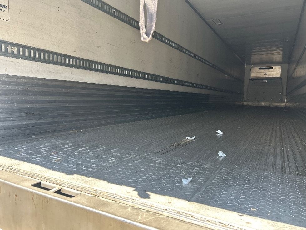 Refrigerated Trailer-Semi Trailers-Utility-2016-Trailer-Corona-CA-789,775\n\t\tmiles-$ 28,500 - Image 8
