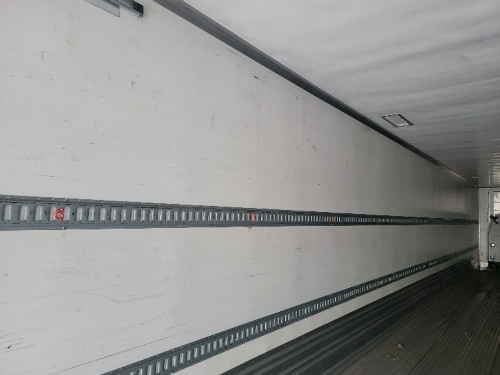 Refrigerated Trailer-Semi Trailers-Utility-2016-Trailer-Eagan-MN-663,589\n\t\tmiles-$ 21,250 - Image 9