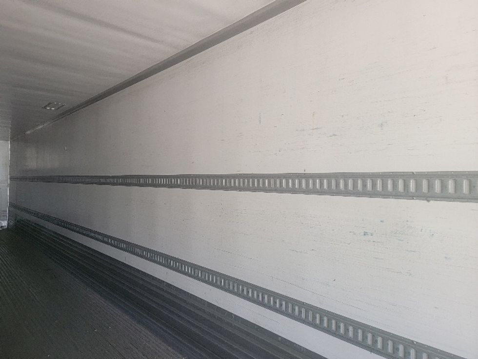 Refrigerated Trailer-Semi Trailers-Utility-2016-Trailer-Eagan-MN-692,541\n\t\tmiles-$ 24,500 - Image 10