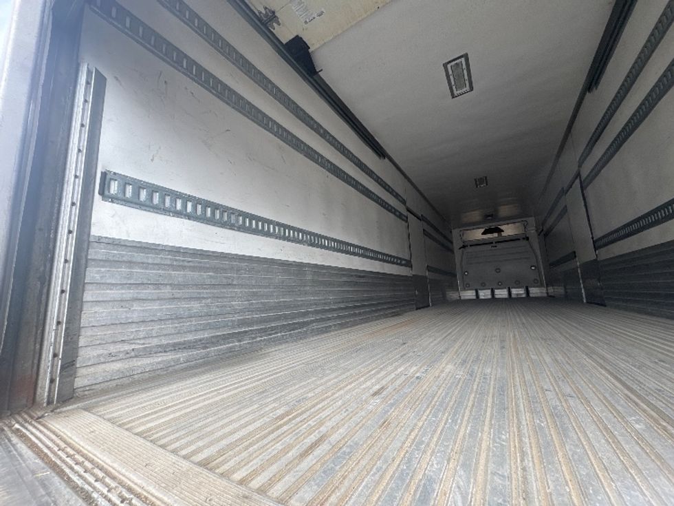Refrigerated Trailer-Semi Trailers-Utility-2016-Trailer-East Chicago-IN-291,319\n\t\tmiles-$ 28,250 - Image 8