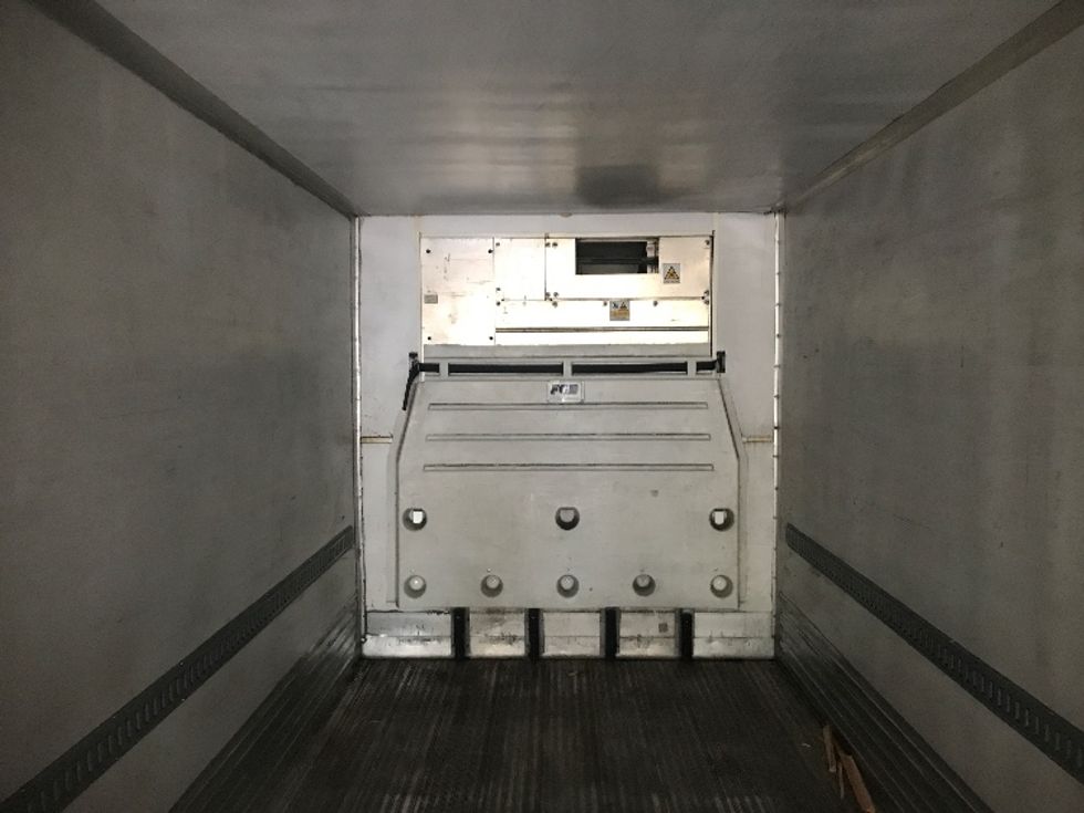 Refrigerated Trailer-Semi Trailers-Utility-2016-Trailer-Everett-WA-377,046\n\t\tmiles-$ 28,250 - Image 11
