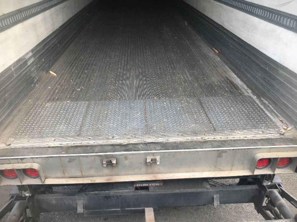 Refrigerated Trailer-Semi Trailers-Utility-2016-Trailer-Everett-WA-377,046\n\t\tmiles-$ 28,250 - Image 8
