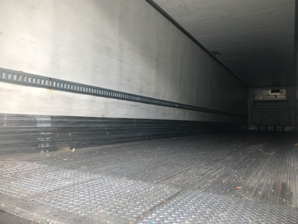 Refrigerated Trailer-Semi Trailers-Utility-2016-Trailer-Everett-WA-377,046\n\t\tmiles-$ 28,250 - Image 9