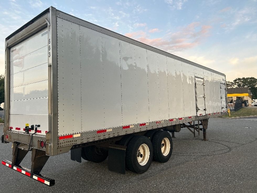 Refrigerated Trailer-Semi Trailers-Utility-2016-Trailer-Fitchburg-MA-253,106\n\t\tmiles-$ 22,000 - Image 4
