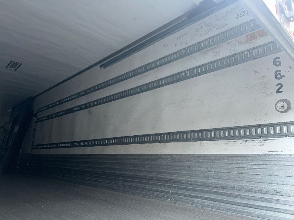 Refrigerated Trailer-Semi Trailers-Utility-2016-Trailer-Fitchburg-MA-270,167\n\t\tmiles-$ 21,000 - Image 9