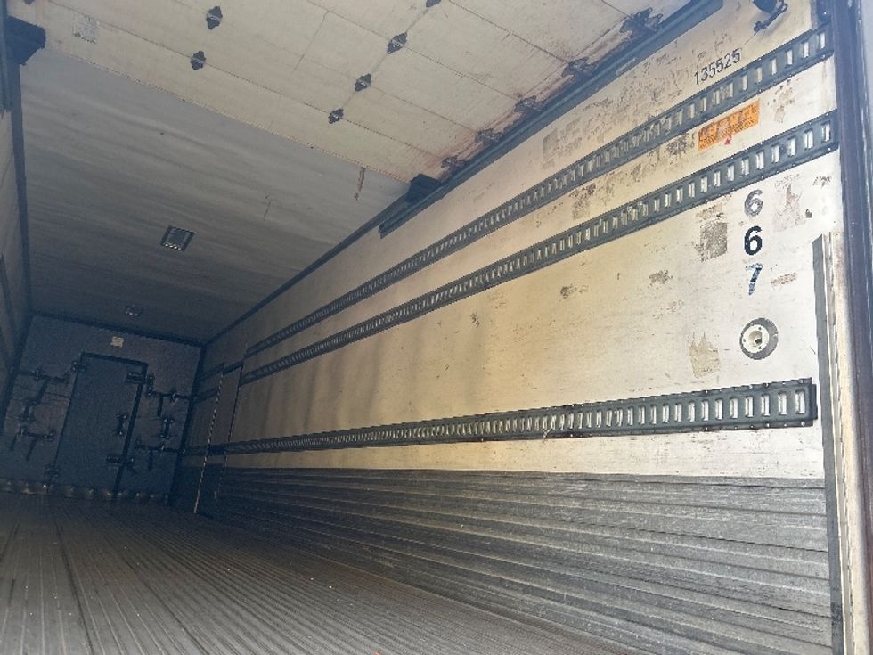 Refrigerated Trailer-Semi Trailers-Utility-2016-Trailer-Fitchburg-MA-279,811\n\t\tmiles-$ 22,000 - Image 10