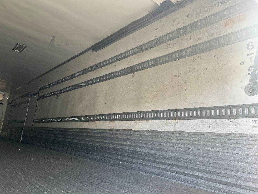 Refrigerated Trailer-Semi Trailers-Utility-2016-Trailer-Fitchburg-MA-285,745\n\t\tmiles-$ 21,750 - Image 9