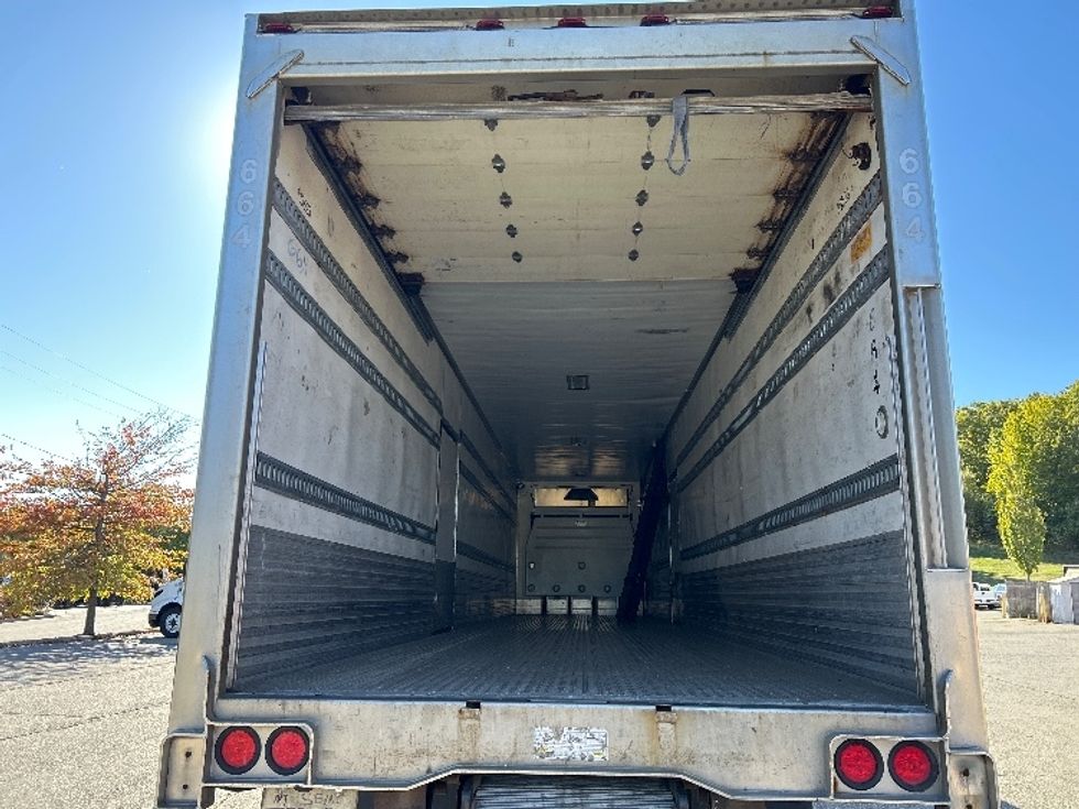 Refrigerated Trailer-Semi Trailers-Utility-2016-Trailer-Fitchburg-MA-314,662\n\t\tmiles-$ 22,000 - Image 7