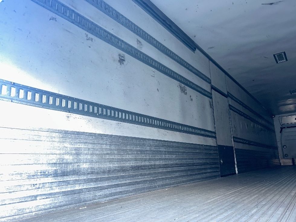 Refrigerated Trailer-Semi Trailers-Utility-2016-Trailer-Fitchburg-MA-315,043\n\t\tmiles-$ 20,750 - Image 8