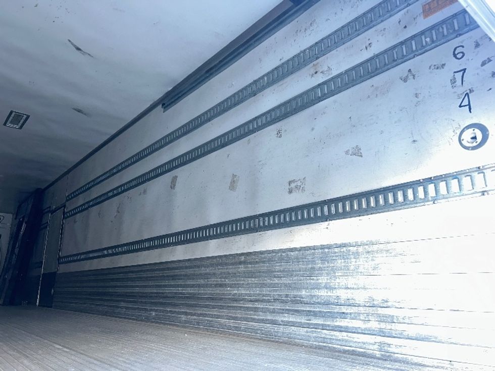 Refrigerated Trailer-Semi Trailers-Utility-2016-Trailer-Fitchburg-MA-315,043\n\t\tmiles-$ 20,750 - Image 9