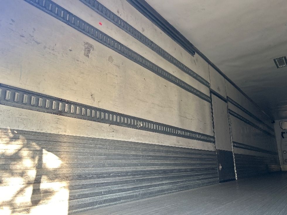 Refrigerated Trailer-Semi Trailers-Utility-2016-Trailer-Fitchburg-MA-340,765\n\t\tmiles-$ 21,000 - Image 8
