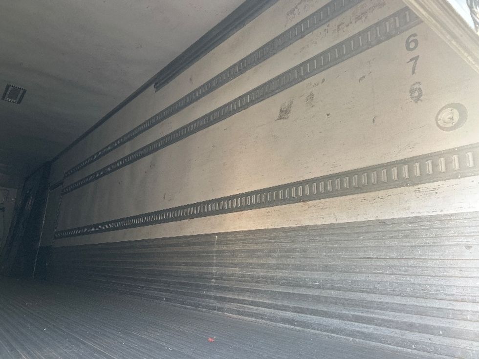 Refrigerated Trailer-Semi Trailers-Utility-2016-Trailer-Fitchburg-MA-340,765\n\t\tmiles-$ 21,000 - Image 9