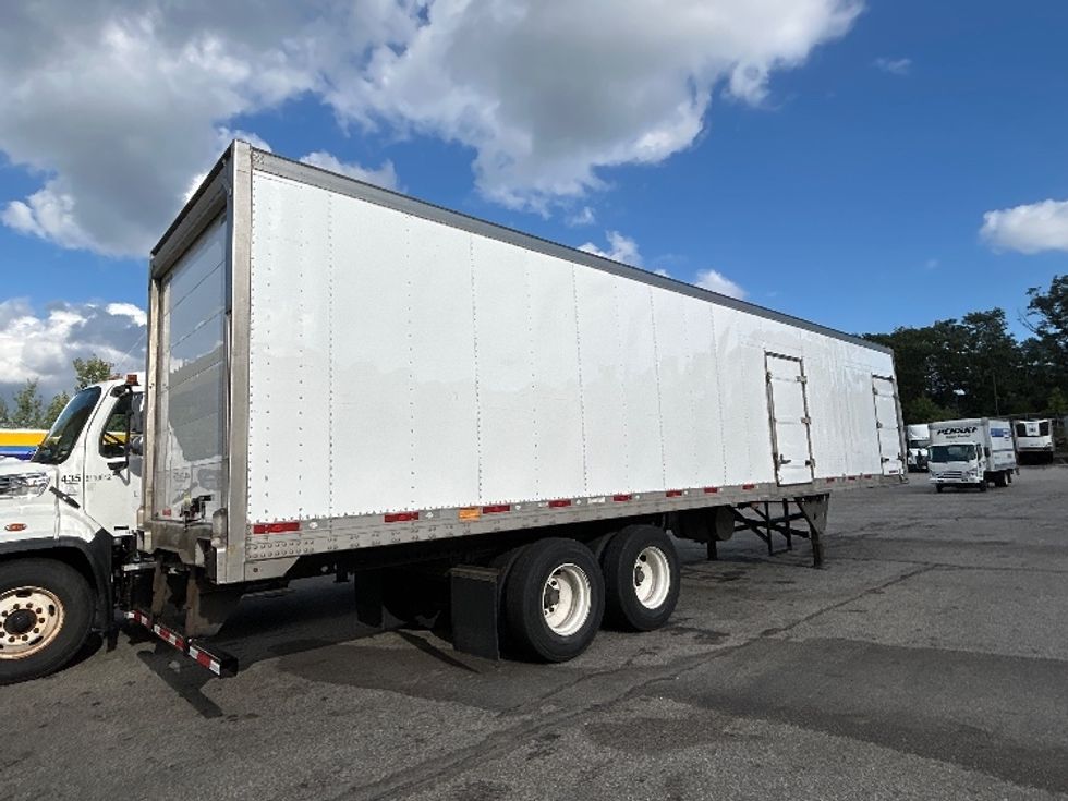 Refrigerated Trailer-Semi Trailers-Utility-2016-Trailer-Fitchburg-MA-368,591\n\t\tmiles-$ 20,750 - Image 4
