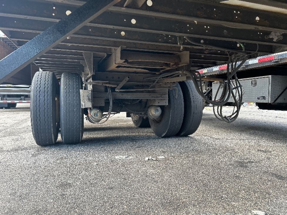 Refrigerated Trailer-Semi Trailers-Utility-2016-Trailer-Fitchburg-MA-368,591\n\t\tmiles-$ 20,750 - Image 5