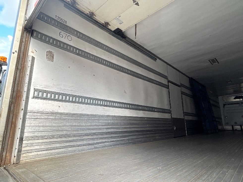 Refrigerated Trailer-Semi Trailers-Utility-2016-Trailer-Fitchburg-MA-368,591\n\t\tmiles-$ 20,750 - Image 9