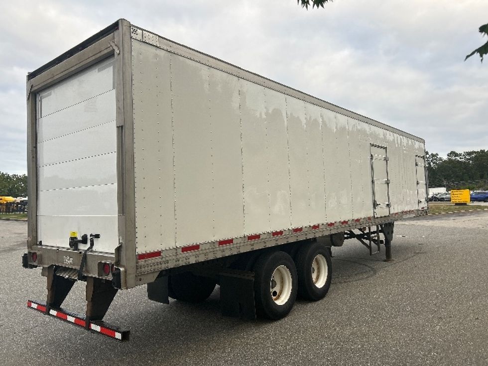Refrigerated Trailer-Semi Trailers-Utility-2016-Trailer-Fitchburg-MA-371,272\n\t\tmiles-$ 22,000 - Image 4