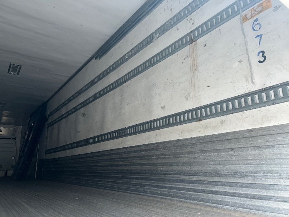 Refrigerated Trailer-Semi Trailers-Utility-2016-Trailer-Fitchburg-MA-371,272\n\t\tmiles-$ 22,000 - Image 9