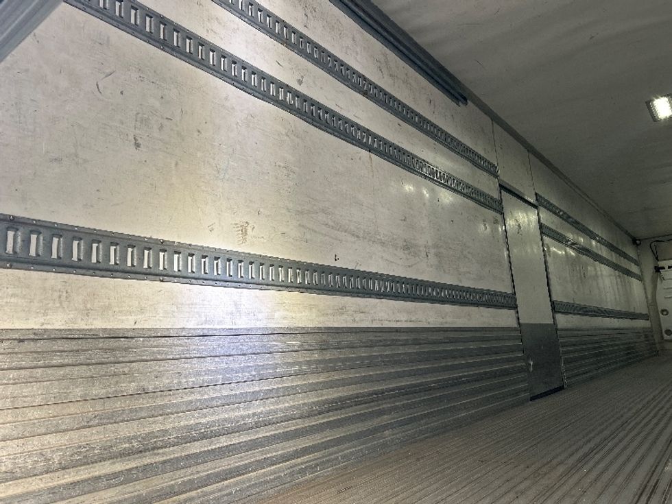 Refrigerated Trailer-Semi Trailers-Utility-2016-Trailer-Fitchburg-MA-400,266\n\t\tmiles-$ 22,000 - Image 8