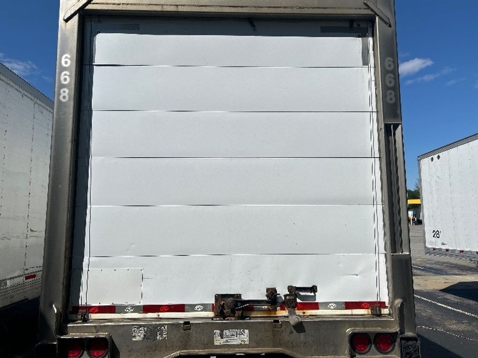 Refrigerated Trailer-Semi Trailers-Utility-2016-Trailer-Fitchburg-MA-410,239\n\t\tmiles-$ 22,000 - Image 6