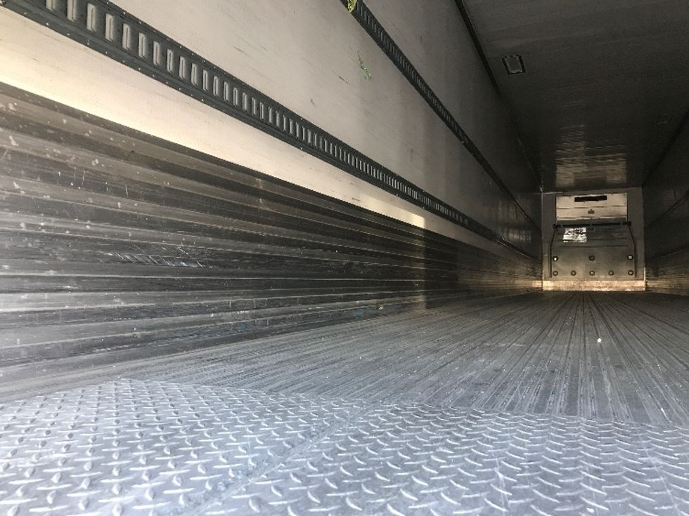 Refrigerated Trailer-Semi Trailers-Utility-2016-Trailer-Fontana-CA-699,283\n\t\tmiles-$ 28,000 - Image 9