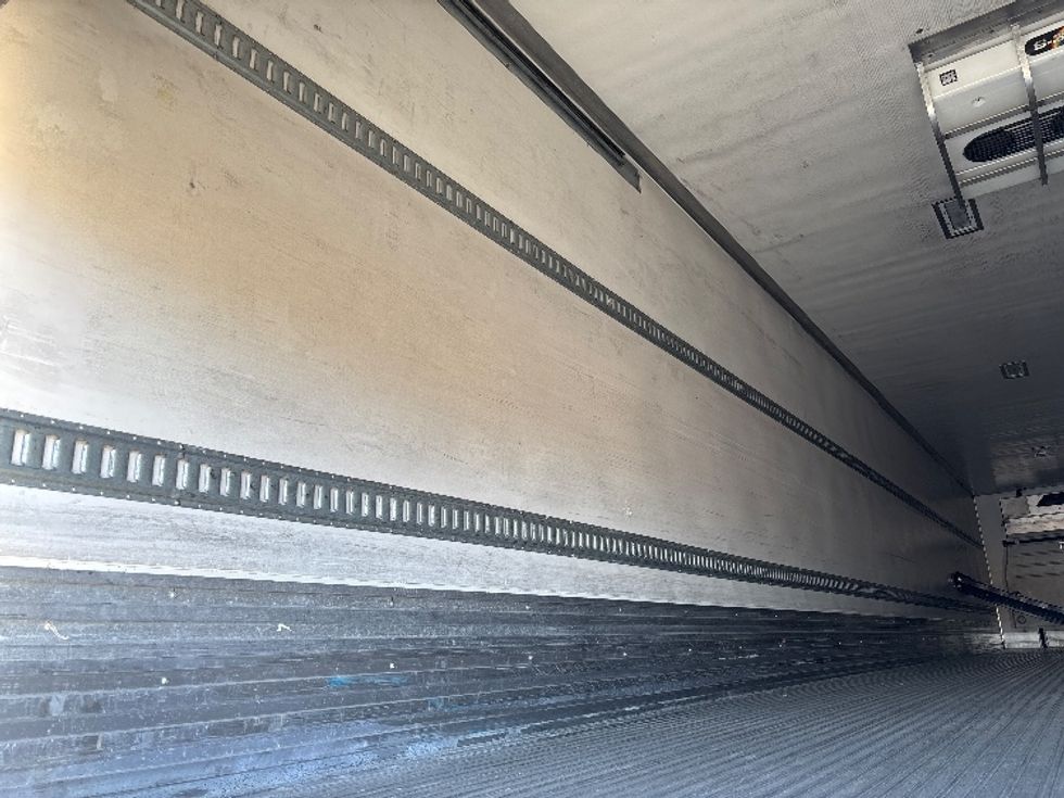 Refrigerated Trailer-Semi Trailers-Utility-2016-Trailer-Greeley-CO-403,832\n\t\tmiles-$ 19,500 - Image 8