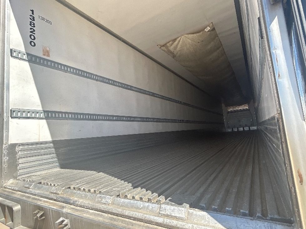 Refrigerated Trailer-Semi Trailers-Utility-2016-Trailer-Lubbock-TX-468,299\n\t\tmiles-$ 28,500 - Image 9