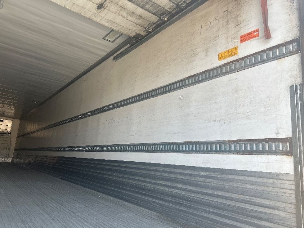Refrigerated Trailer-Semi Trailers-Utility-2016-Trailer-Middlefield-OH-823,662\n\t\tmiles-$ 27,500 - Image 10