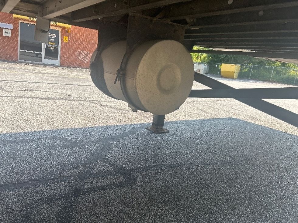 Refrigerated Trailer-Semi Trailers-Utility-2016-Trailer-Middlefield-OH-823,662\n\t\tmiles-$ 27,500 - Image 12