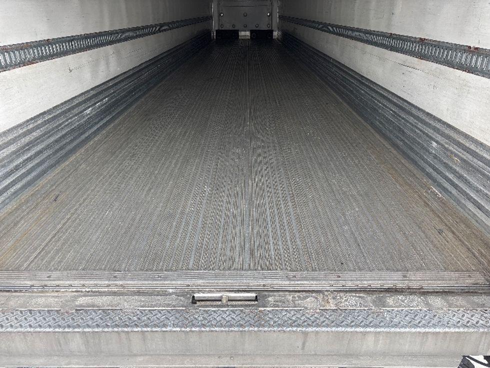 Refrigerated Trailer-Semi Trailers-Utility-2016-Trailer-Moberly-MO-318,171\n\t\tmiles-$ 23,750 - Image 8
