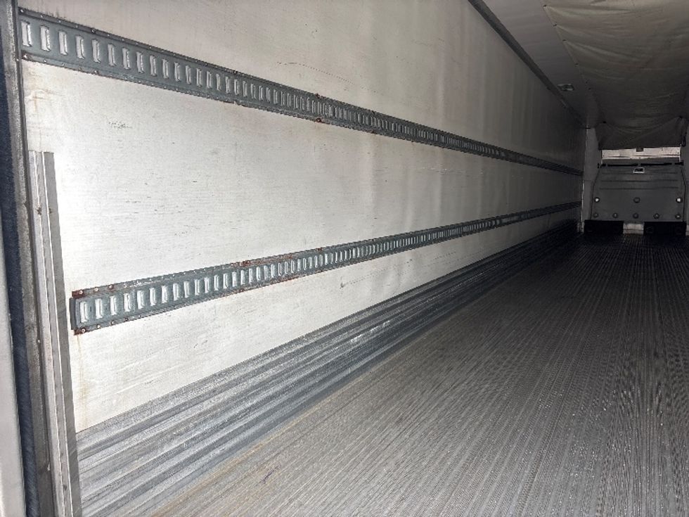 Refrigerated Trailer-Semi Trailers-Utility-2016-Trailer-Moberly-MO-318,171\n\t\tmiles-$ 23,750 - Image 9