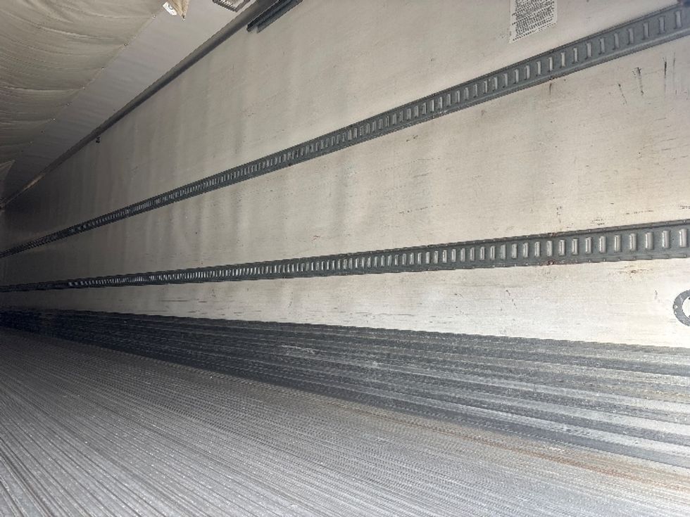 Refrigerated Trailer-Semi Trailers-Utility-2016-Trailer-Moberly-MO-399,525\n\t\tmiles-$ 20,250 - Image 10