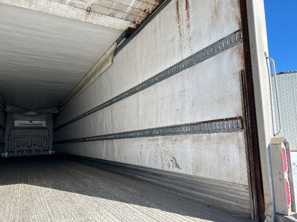 Refrigerated Trailer-Semi Trailers-Utility-2016-Trailer-Moncton-NB-1,072,221\n\t\tkm-$ 27,000 - Image 10