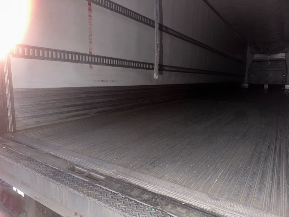 Refrigerated Trailer-Semi Trailers-Utility-2016-Trailer-Monroe-OH-246,192\n\t\tmiles-$ 23,000 - Image 8