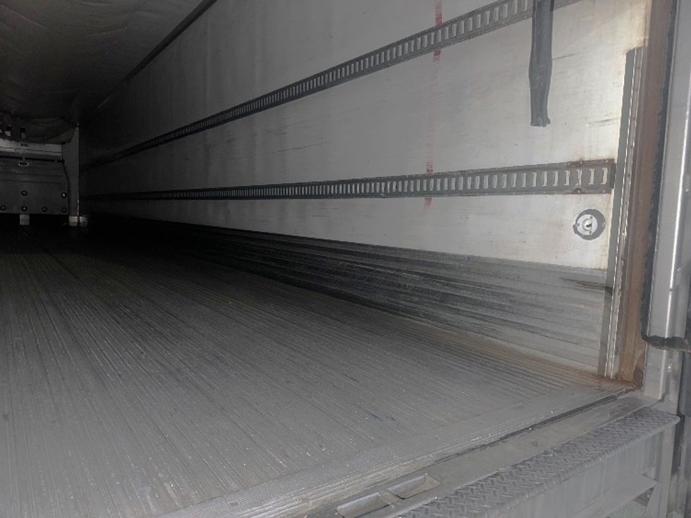 Refrigerated Trailer-Semi Trailers-Utility-2016-Trailer-Monroe-OH-251,830\n\t\tmiles-$ 21,500 - Image 9