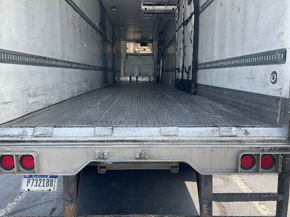Refrigerated Trailer-Semi Trailers-Utility-2016-Trailer-Obetz-OH-321,745\n\t\tmiles-$ 16,500 - Image 7