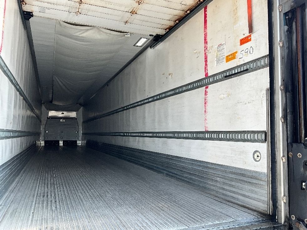Refrigerated Trailer-Semi Trailers-Utility-2016-Trailer-Portland-OR-559,000\n\t\tmiles-$ 25,500 - Image 10