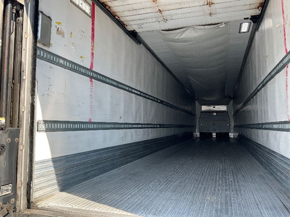 Refrigerated Trailer-Semi Trailers-Utility-2016-Trailer-Portland-OR-559,000\n\t\tmiles-$ 25,500 - Image 9