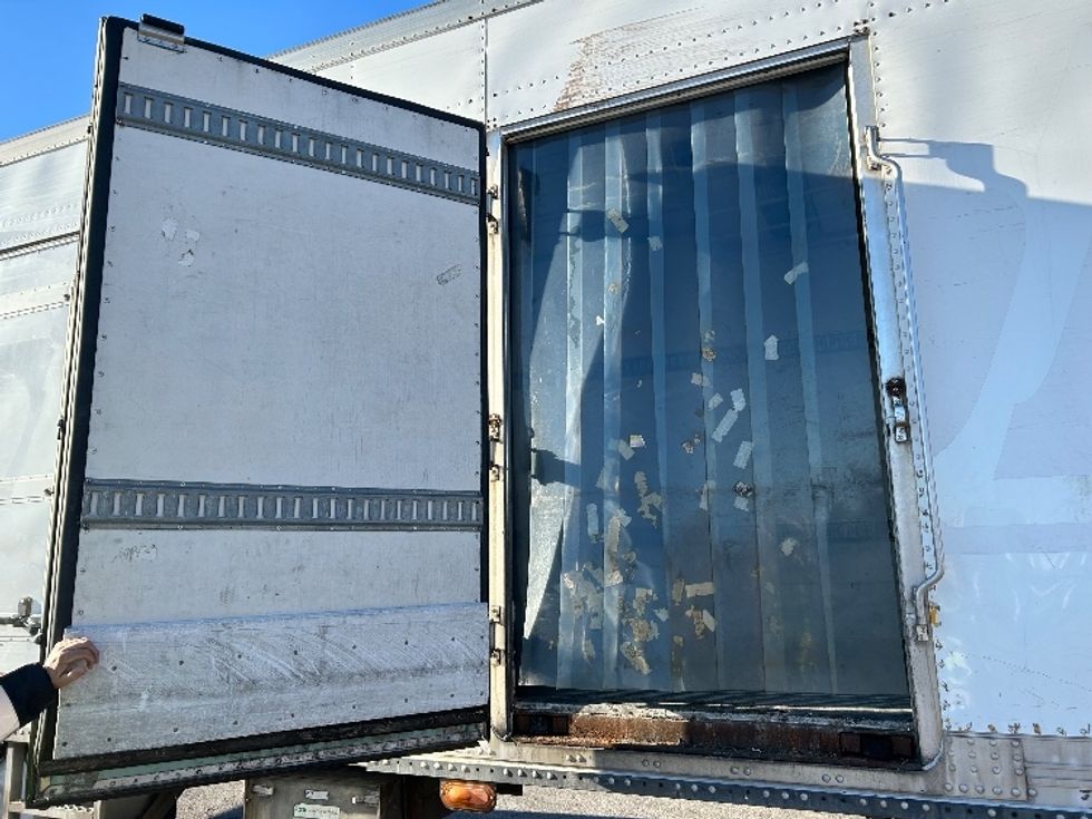 Refrigerated Trailer-Semi Trailers-Utility-2016-Trailer-Saginaw-MI-1,300,338\n\t\tmiles-$ 21,500 - Image 9