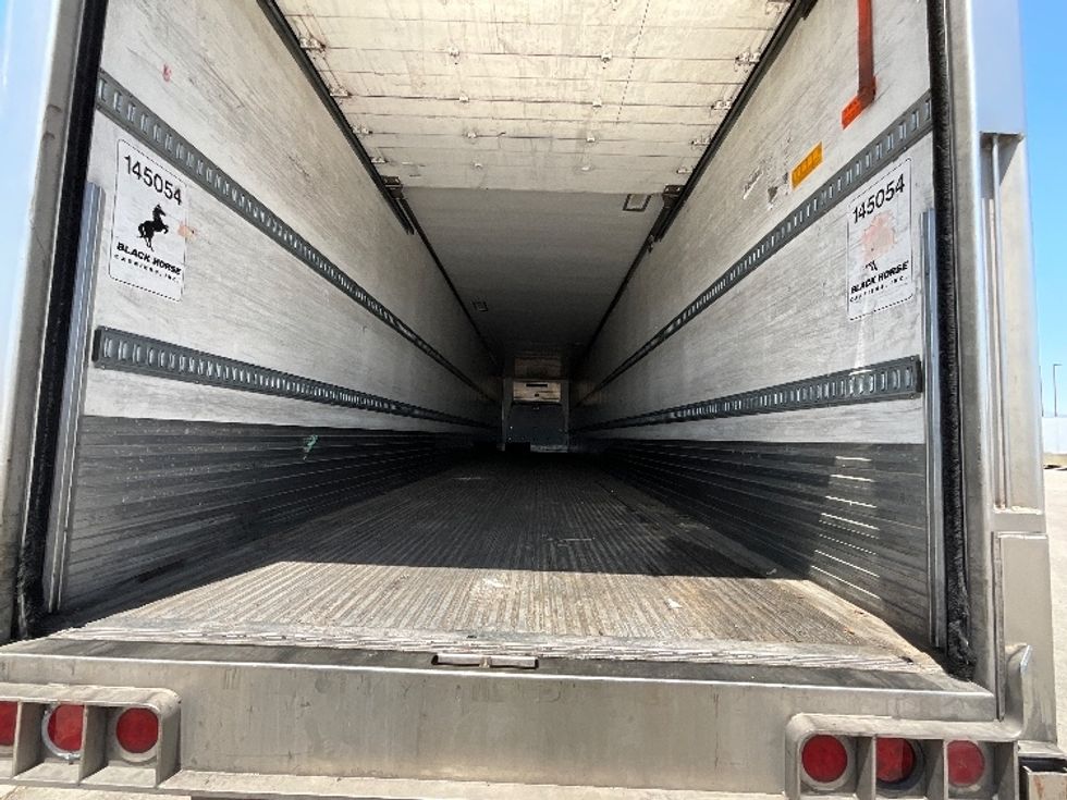 Refrigerated Trailer-Semi Trailers-Utility-2016-Trailer-Salt Lake City-UT-586,962\n\t\tmiles-$ 29,000 - Image 8
