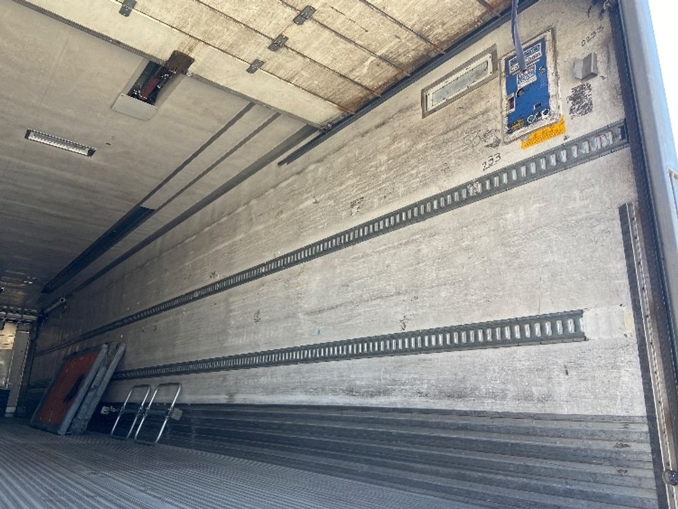 Refrigerated Trailer-Semi Trailers-Utility-2016-Trailer-San Antonio-TX-1,081,096\n\t\tmiles-$ 17,250 - Image 9