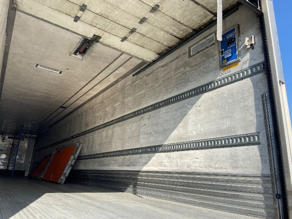 Refrigerated Trailer-Semi Trailers-Utility-2016-Trailer-San Antonio-TX-676,491\n\t\tmiles-$ 17,250 - Image 9