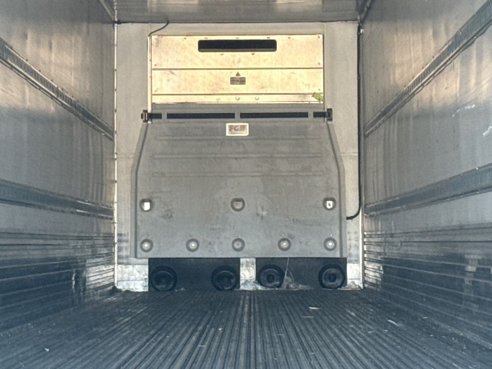 Refrigerated Trailer-Semi Trailers-Utility-2016-Trailer-San Marcos-CA-559,280\n\t\tmiles-$ 29,000 - Image 12