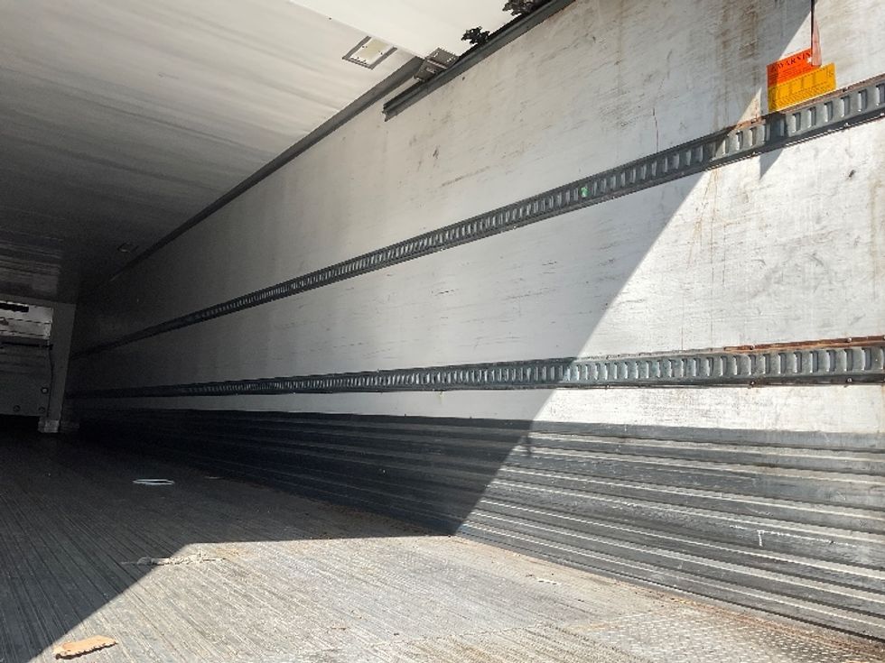 Refrigerated Trailer-Semi Trailers-Utility-2016-Trailer-Saxonburg-PA-1,131,215\n\t\tmiles-$ 27,750 - Image 10