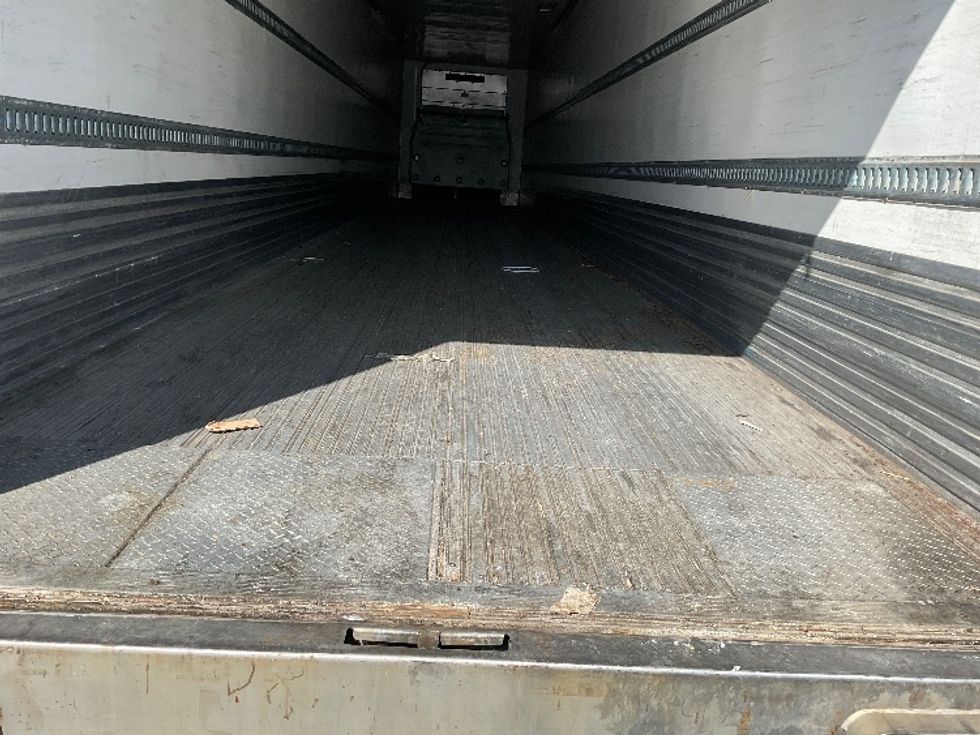 Refrigerated Trailer-Semi Trailers-Utility-2016-Trailer-Saxonburg-PA-1,131,215\n\t\tmiles-$ 27,750 - Image 8