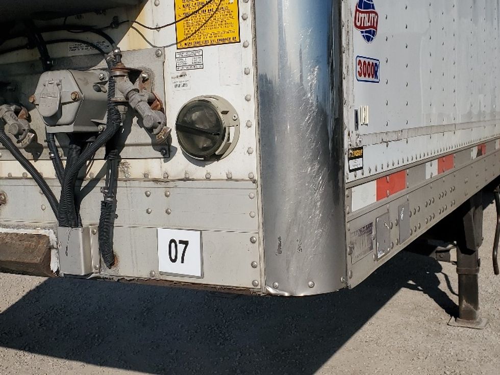 Refrigerated Trailer-Semi Trailers-Utility-2016-Trailer-Saxonburg-PA-665,580\n\t\tmiles-$ 27,500 - Image 13