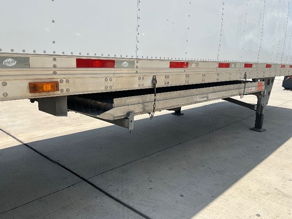 Refrigerated Trailer-Semi Trailers-Utility-2016-Trailer-Selma-TX-1,174,455\n\t\tmiles-$ 17,250 - Image 10